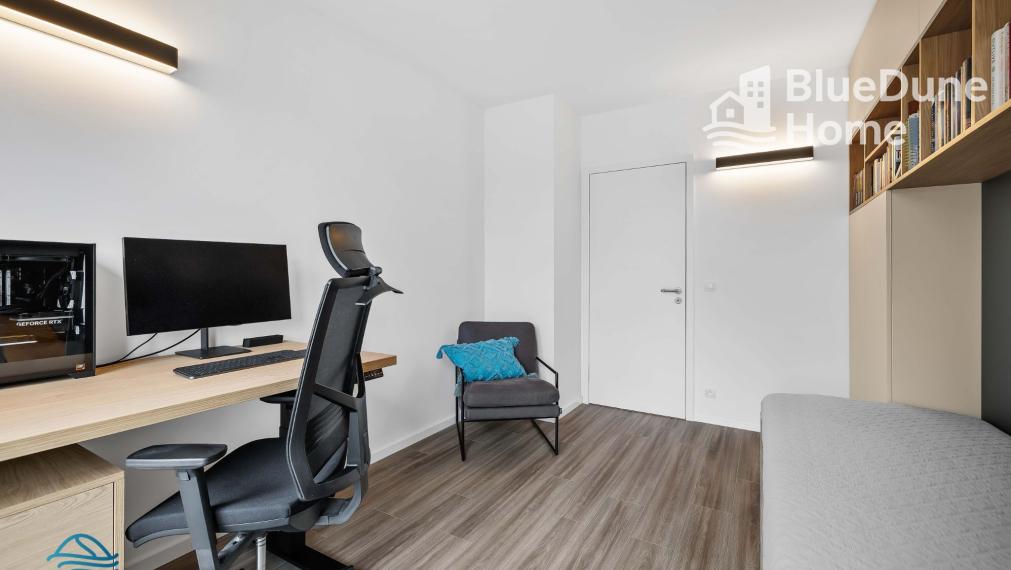 Predaj - priestranný 4-izbový byt s rozľahlou terasou BA IV