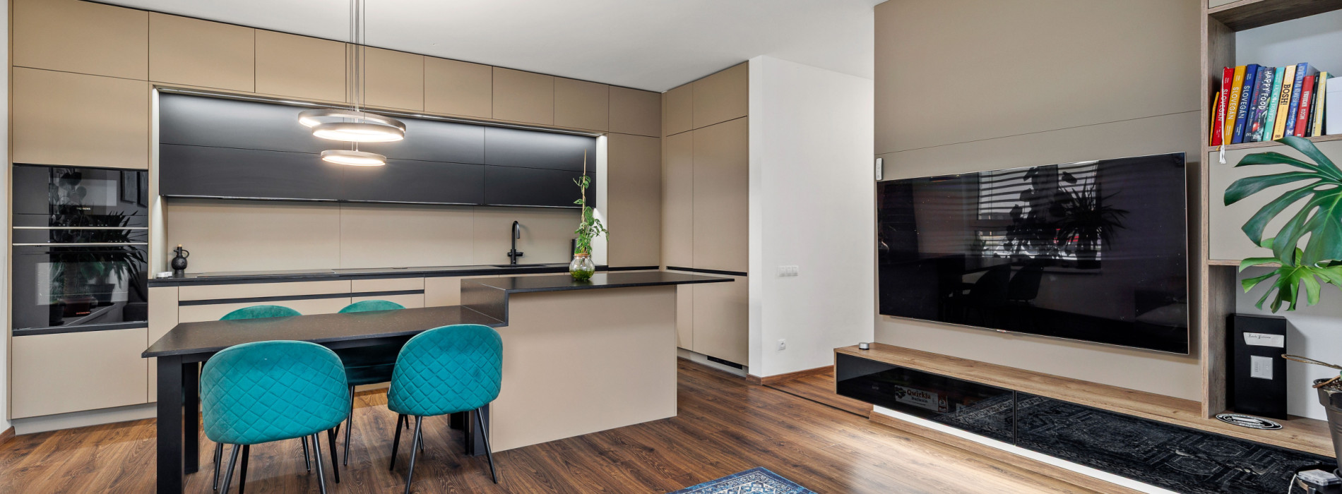 PRENAJATÉ - priestranný 3i byt s predzáhradkou