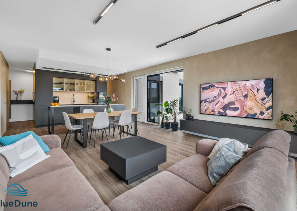 Predaj - priestranný 4-izbový byt s rozľahlou terasou BA IV